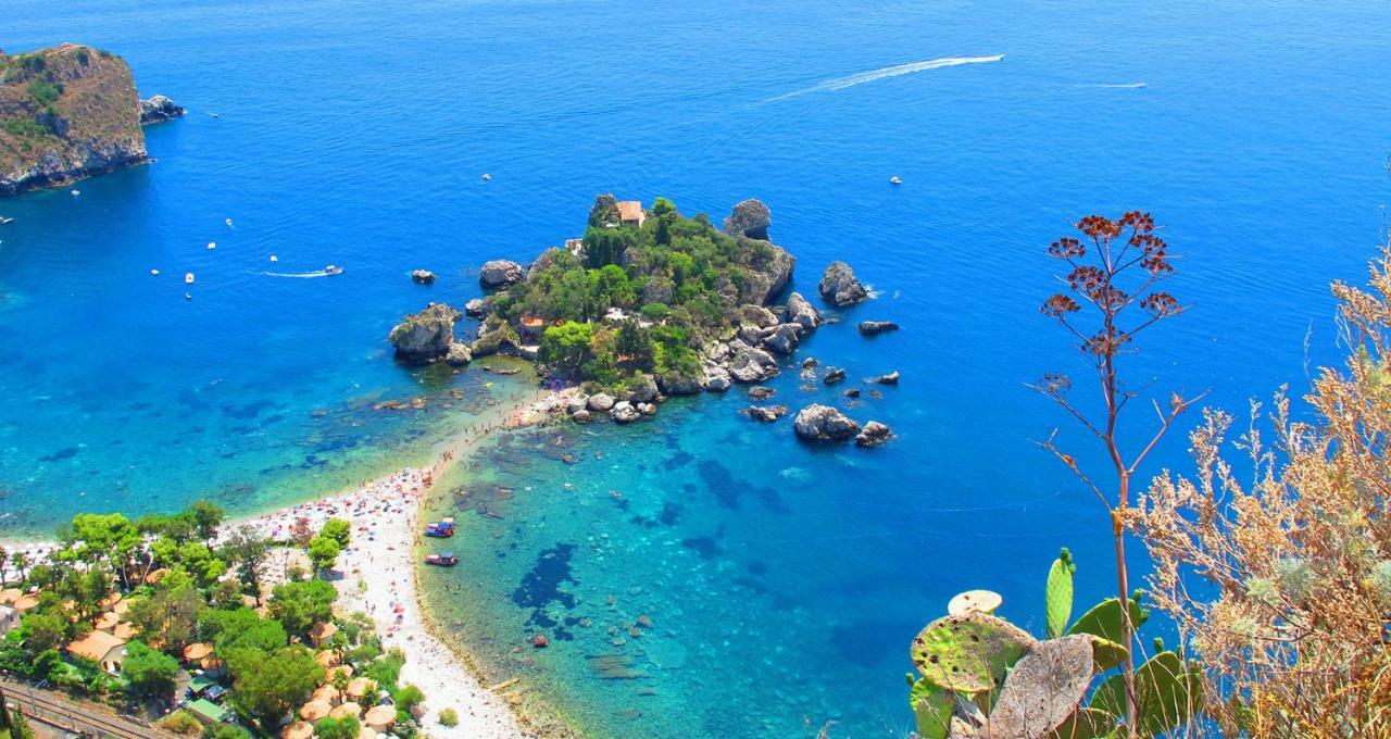 Апартаменты Taormina By The Sea Маццео Экстерьер фото